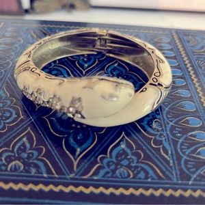 Enamel snake bracelet